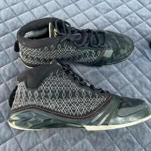 ꒰ა ☆ ໒꒱ Air Jordan 23 OG GS Black Stealth 2008 318377 001 Size 12 (5C-T)